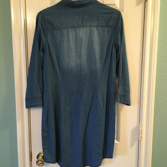 lightweight denim button up dress. - Picture 4 of 6